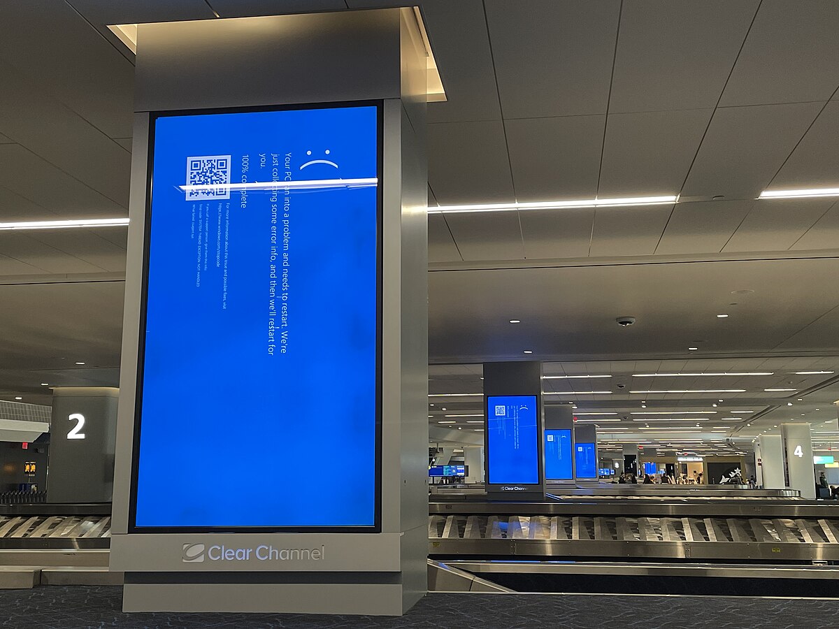 1200px CrowdStrike BSOD at LGA[1]
