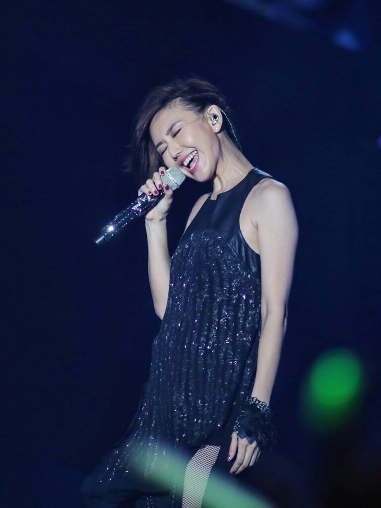 960px 孙燕姿 echo回声嘉年华 1.jpg